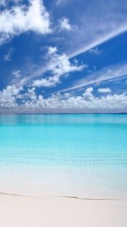 Where time slows down 😎
🎥 @impressionsphotobysakis  #luxuryhotel #luxurytravel #slowlife #beachlife #maldives