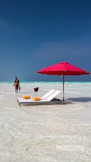 For over 20 years, the Maldives have been my ultimate creative muse.  From north to south, photographing their dreamy resorts and remote desert islands, capturing their infinite blues and golden sunsets, every journey, every flight and every frame has deepened my connection with these islands.  Here is a tribute to the paradise that continues to inspire me.
🎥 @impressionsphotobysakis  #luxurytravel #luxuryhotel #maldives #travelinspiration #luxurylifestyle