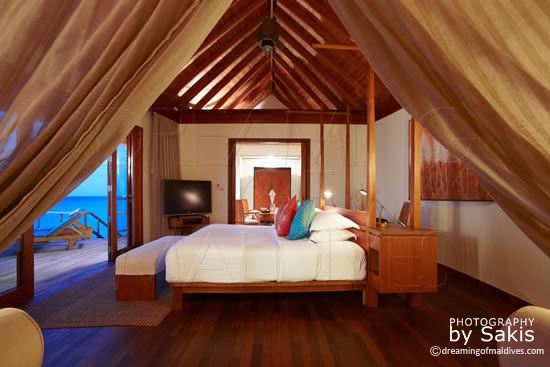 Anantara Dhigu Maldives, water villas - The Bedroom