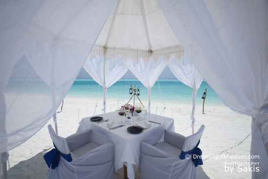 Anantara Dhigu Maldives Honeymoon Dining on the Beach