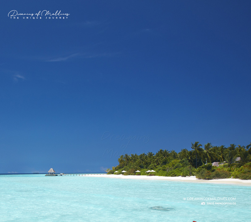 Anantara Kihavah Maldives beach