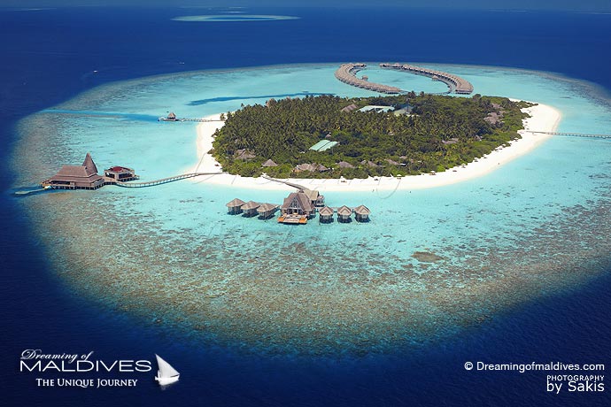 Anantara Kihavah Best Resort for snorkeling in Maldives. Aerial View