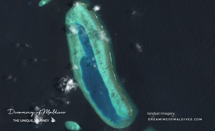 atoll reefs in 2017 before Fari Islands development