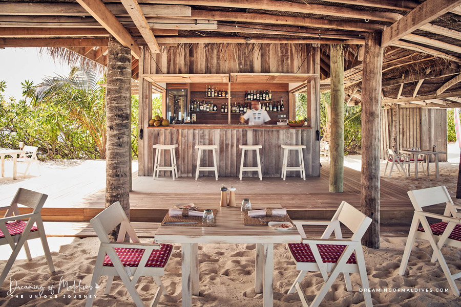 Seaside Finolhu Crab Shack