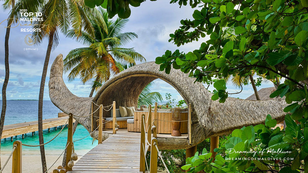 JOALI Maldives ART Exhibition