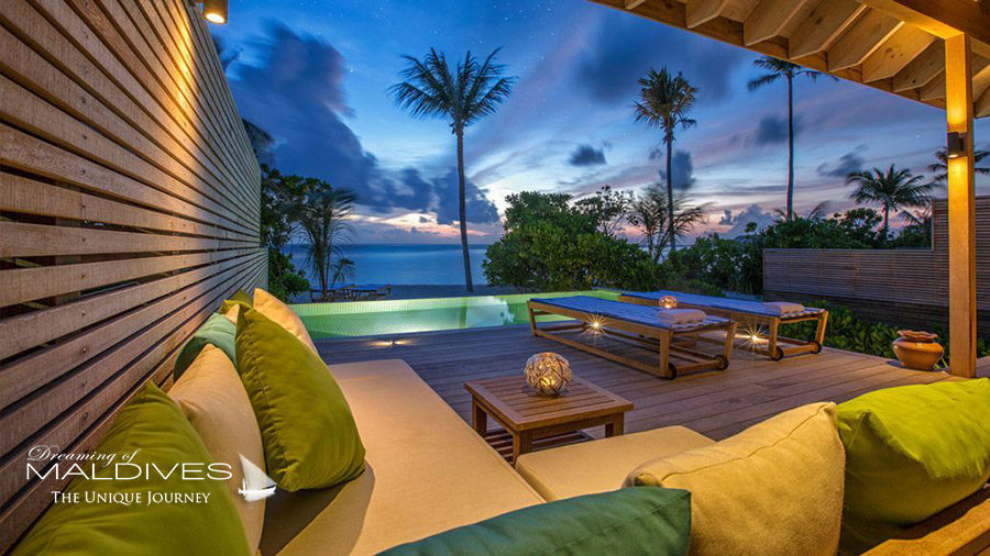 Hurawalhi Beach Villa