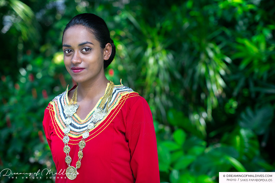 The Maldives Traditional Dress : The Dhivehi Libaas