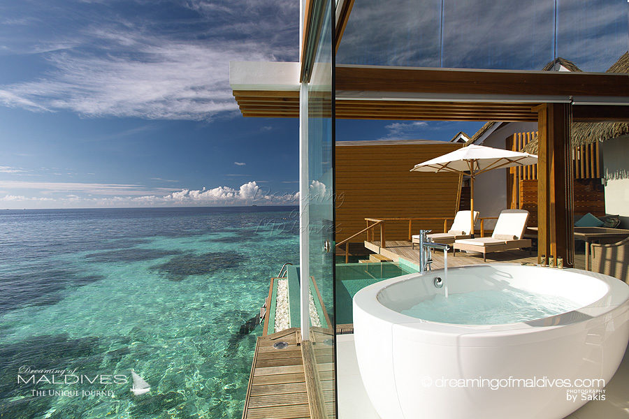 The Most Extraordinary Hotel Bathrooms in Maldives - KANDOLHU