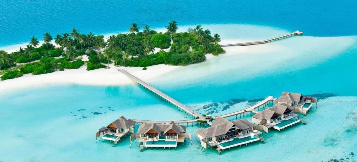 large water villa for 22 guests maldives Water Pavilions at Niyama Private Islands The crescent for groups and families