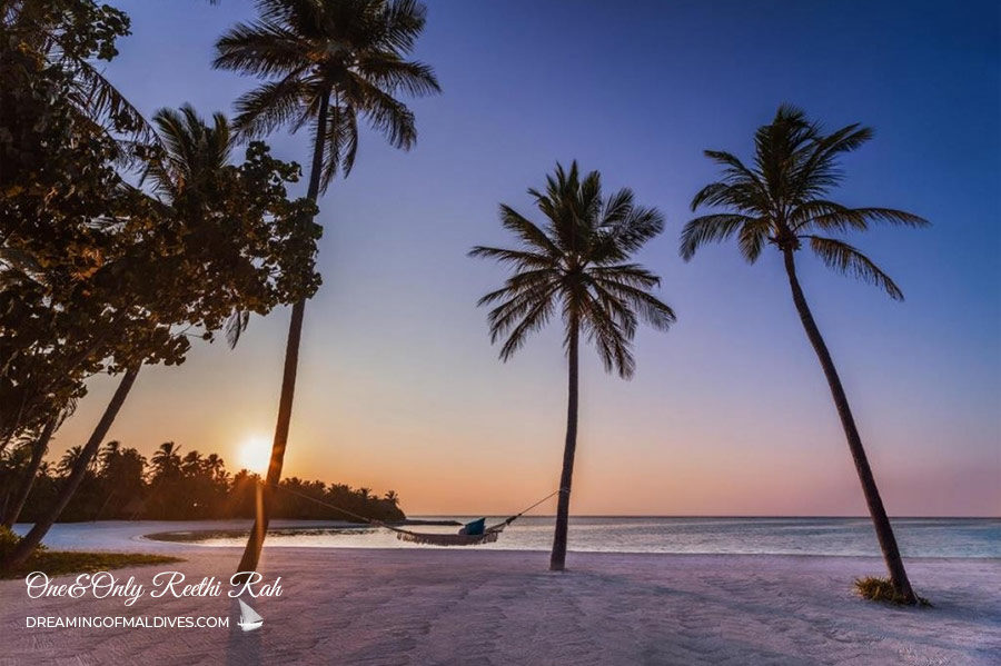 One&Only Reethi Rah Maldives. The Beach in front of the beach Villas
