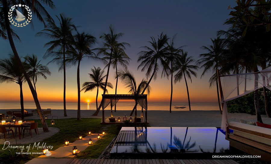 TOP 10 Hôtel de Rêve des Maldives 2018. One & Only Reethi Rah voted Numéro 5