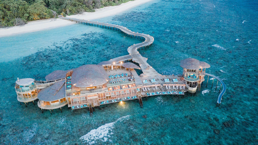 Soneva Fushi out of the Blue water social hub