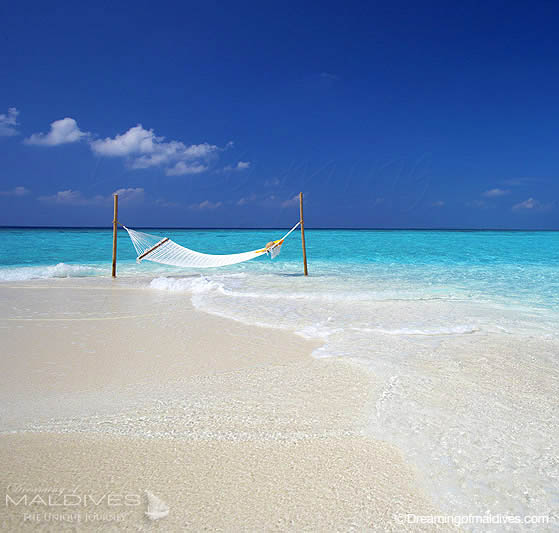 The Sun will always shine in Maldives. 
So, relax !