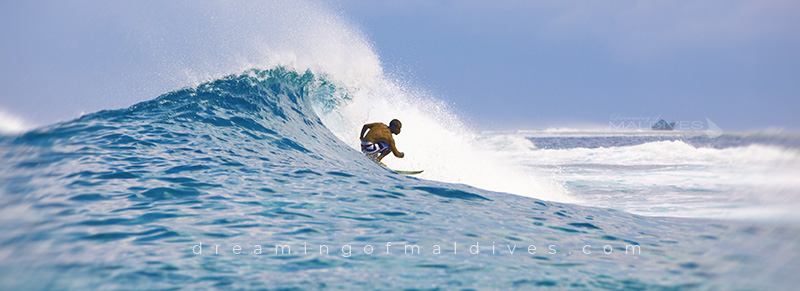 Maldives Surfing south male atoll