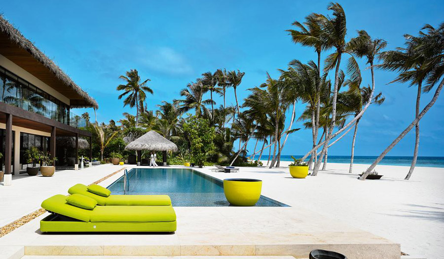 Velaa Private Island rent