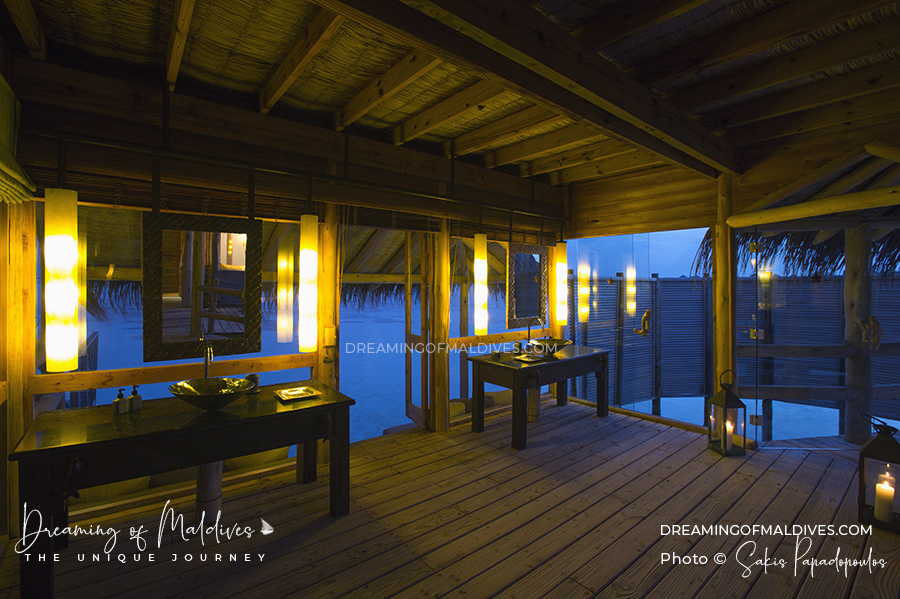 Bathroom private reserve Gili Lankanfushi Maldives